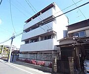静かな通りです。