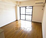 落ち着いた雰囲気のお部屋です