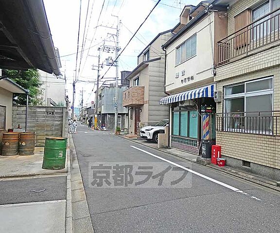 周辺