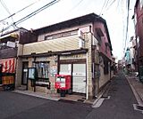 京都壬生松原郵便局まで140m 仏光寺七本松を東へ向かった先の、ＪＲの高架付近にございます