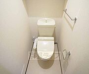 ウォシュレット完備です。