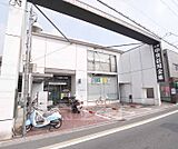 京都中央信用金庫 墨染支店まで25m 京阪墨染駅からすぐの立地。コインパーキングがございます。