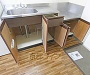 キッチン収納です。