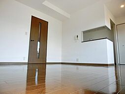 JR中央線 豊田駅 徒歩6分の賃貸マンション 1階3LDKのリビング/ダイニング