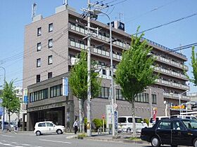 京都府京都市山科区西野山射庭ノ上町（賃貸マンション2LDK・2階・50.00㎡） その1