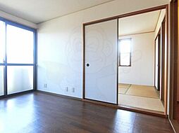 京阪石山坂本線 滋賀里駅 徒歩10分の賃貸アパート 2階2DKのリビング/ダイニング