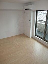 京阪石山坂本線 近江神宮前駅 徒歩3分の賃貸アパート 3階1Kのリビング/ダイニング