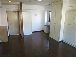 オコスビル 3階ワンルームのリビング/ダイニング