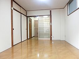 プチシャトー 3階1Kのリビング/ダイニング