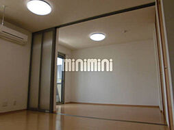 サニーウェル 3階1LDKのリビング/ダイニング