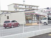 小学校「横浜市立田奈小学校まで597m」