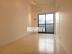 Ｅ2 2階1Kのリビング/ダイニング