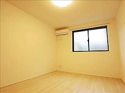 ジャバ・スパ 1階ワンルームのリビング/ダイニング