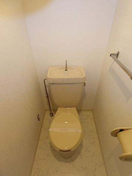 画像10:バストイレセパレートタイプ。