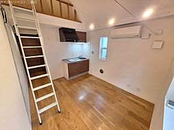 ハウスDEN 2F 2階ワンルームのリビング/ダイニング