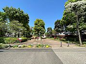 紅葉丘中央公園（801m）