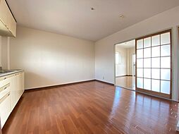 ヴィラ ペガサス 301 3階2DKのリビング/ダイニング