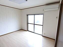 シュンハイツ唐木田 202 2階1Kのリビング/ダイニング