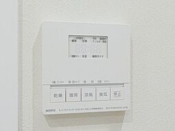 天候に左右されず洗濯することが可能です。浴室内を乾燥させる機能もありますので、カビの発生を抑えることができます。