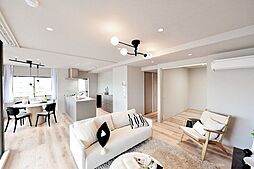 グランクール河原町二条 712 4LDKのリビング/ダイニング