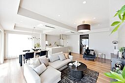 グランドメゾン住吉本町ネクス 703 3LDKのリビング/ダイニング