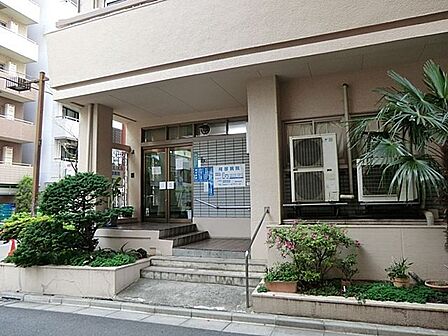 医療法人社団有仁会阿部病院 徒歩7分。 520m