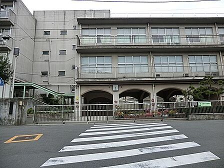横浜市立老松中学校 徒歩15分。 1150m
