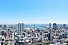 その他：眼下に広がる神戸の街並みとポートタワー、神戸港の景色を一望出来るパノラマビューを楽しむことができます。南西・南東角住戸ならではの開放感あふれる眺望が、住まう方々の日常を豊かに彩ります。