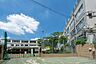 周辺：新宿区立落合第四小学校 徒歩3分。 170m
