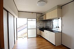 ハイツリバティ 301 3階2DKのリビング/ダイニング