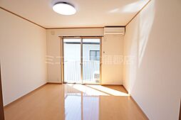 ハッピーハウスIII 105 1階1Kのリビング/ダイニング