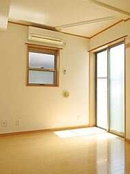 コスモ高円寺 203 2階1Kのリビング/ダイニング