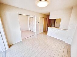 アスカハイツ 2階2LDKのリビング/ダイニング