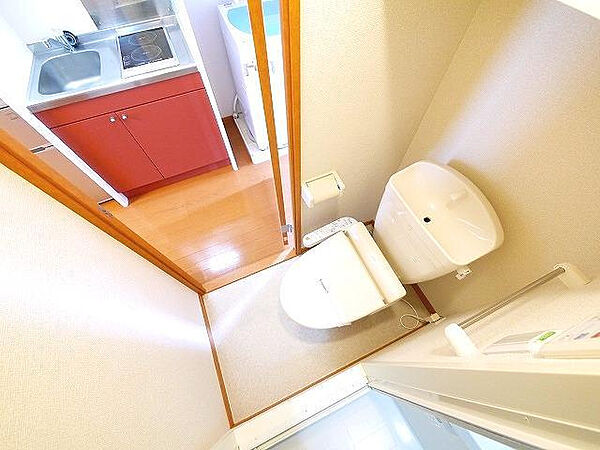 画像21:シンプルで使いやすいトイレです