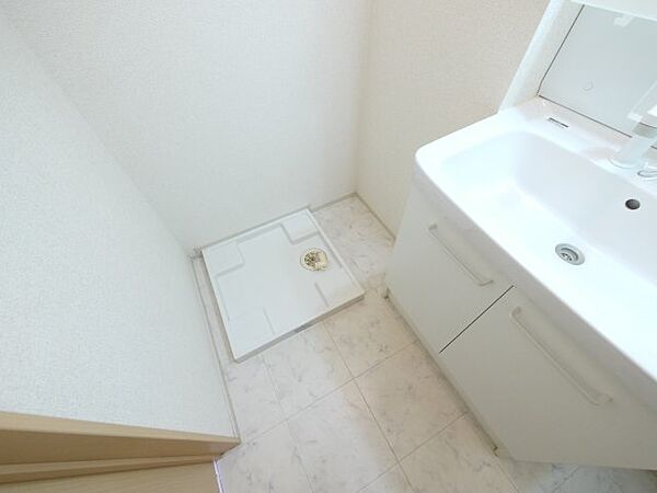 画像26:室内洗濯機置き場