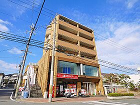 トリミティー中西ビル  ｜ 奈良県奈良市鳥見町1丁目（賃貸マンション2LDK・3階・52.00㎡） その1