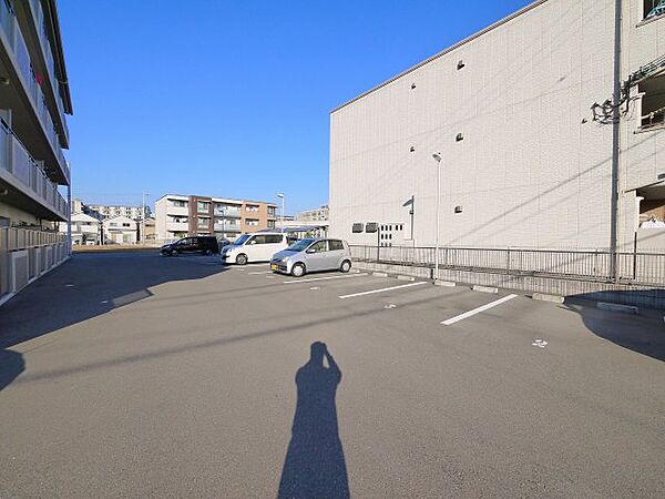 画像26:駐車場完備です
