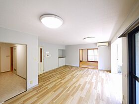 レフィナード帝塚山  ｜ 奈良県奈良市帝塚山6丁目（賃貸マンション3LDK・2階・120.26㎡） その17