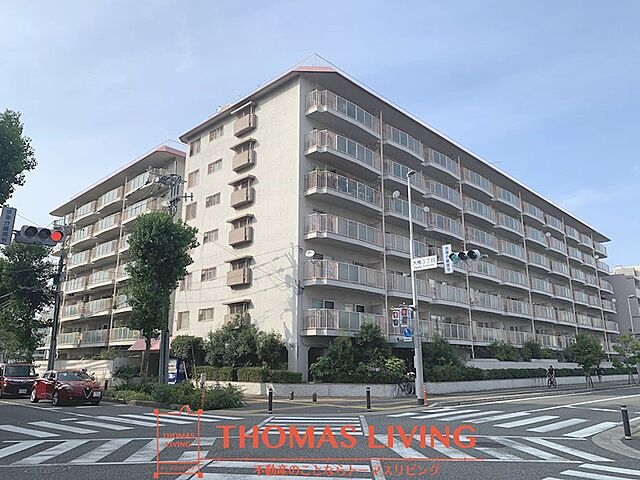 4 / 18