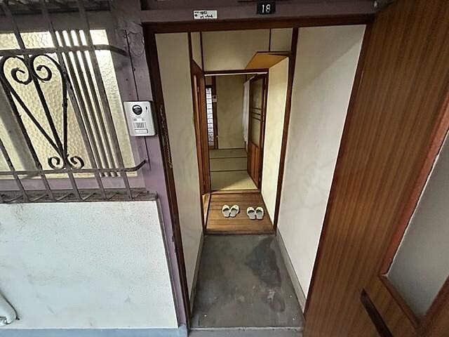 玄関