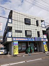 亀田ビル 205 ｜ 埼玉県坂戸市溝端町2-4（賃貸マンション1LDK・2階・37.08㎡） その1