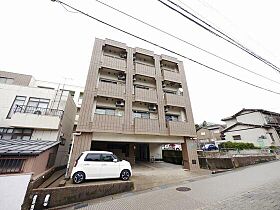 ハイロードビル 301 ｜ 石川県金沢市山の上町（賃貸マンション1K・3階・23.80㎡） その1