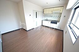 ロイヤルパレス綾瀬 302 3階1LDKのリビング/ダイニング