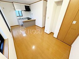 エコーハイムII 201 2階1LDKのリビング/ダイニング