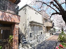 Ｍａｉｓｏｎ　Ｆｉｅｌｄ