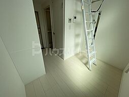 カーサ・イリス 1階ワンルームのリビング/ダイニング