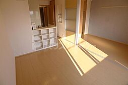 プランドール柴又 3階1LDKのリビング/ダイニング