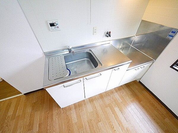 画像4:作業台の確保された使いやすいキッチンです