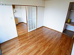 つくばエクスプレス 六町駅 徒歩25分の賃貸アパート 2階2DKのリビング/ダイニング