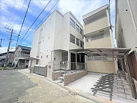 大阪府東大阪市菱江６丁目（賃貸アパート1LDK・3階・31.75㎡） その1